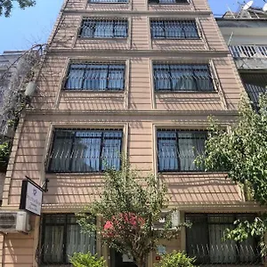https://economic-star-hotel.istanbul-turkeyhotels.com